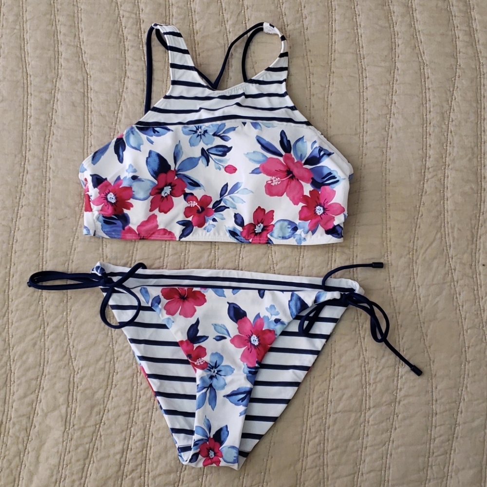 Bathing suit